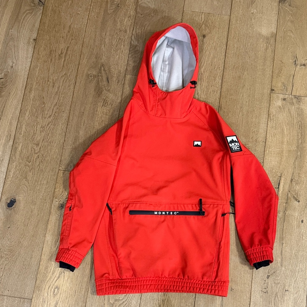 Montec ski jacket, size XS, red/orange color, great condition w/small oil stain